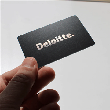 Danh thiếp kỹ thuật số bằng PVC đen mờ | In Bạc